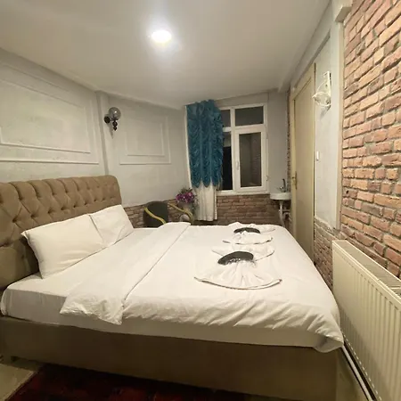 Berce Bed & Breakfast *